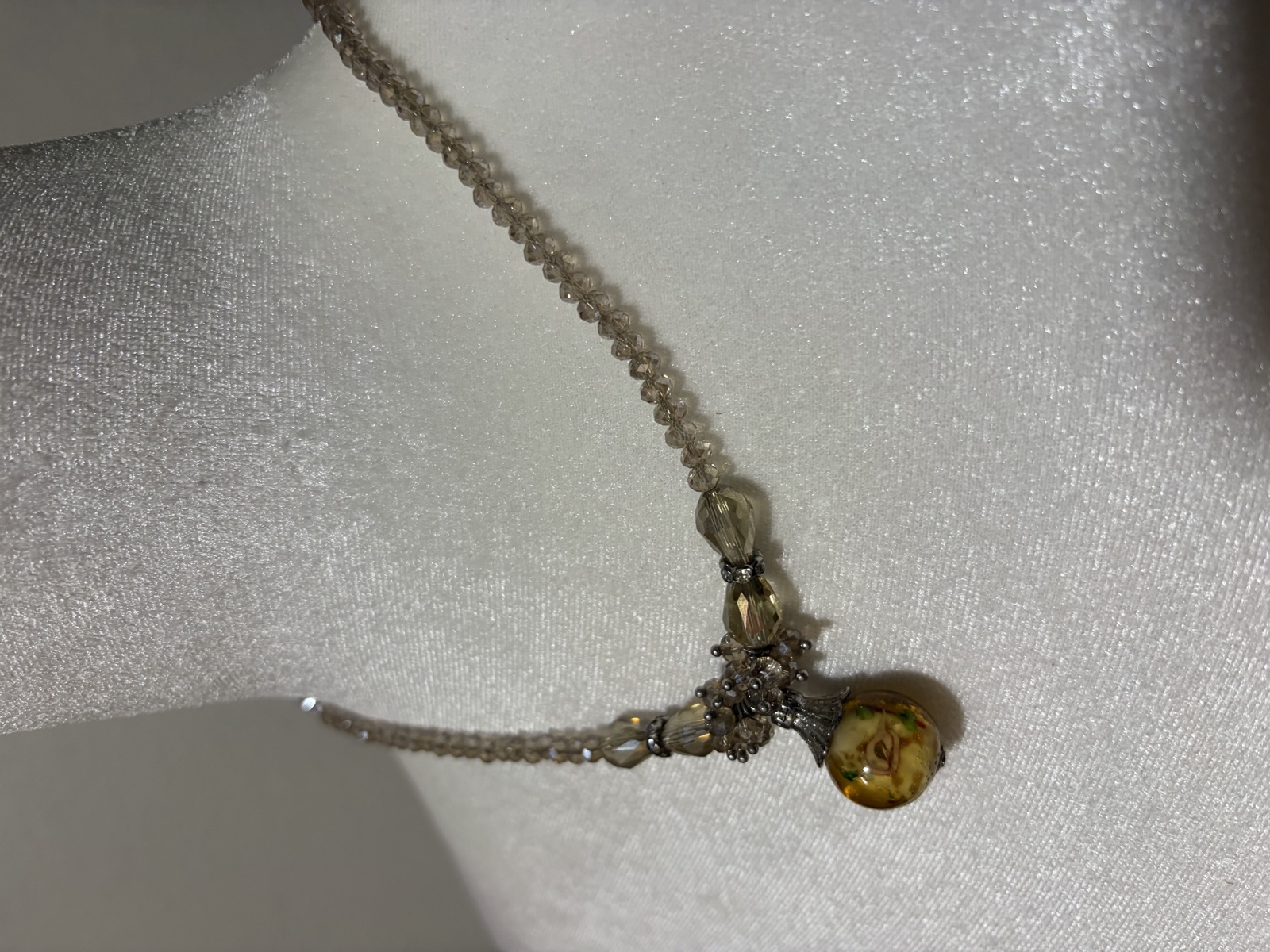 Yellow floral bead necklace and bracelet set