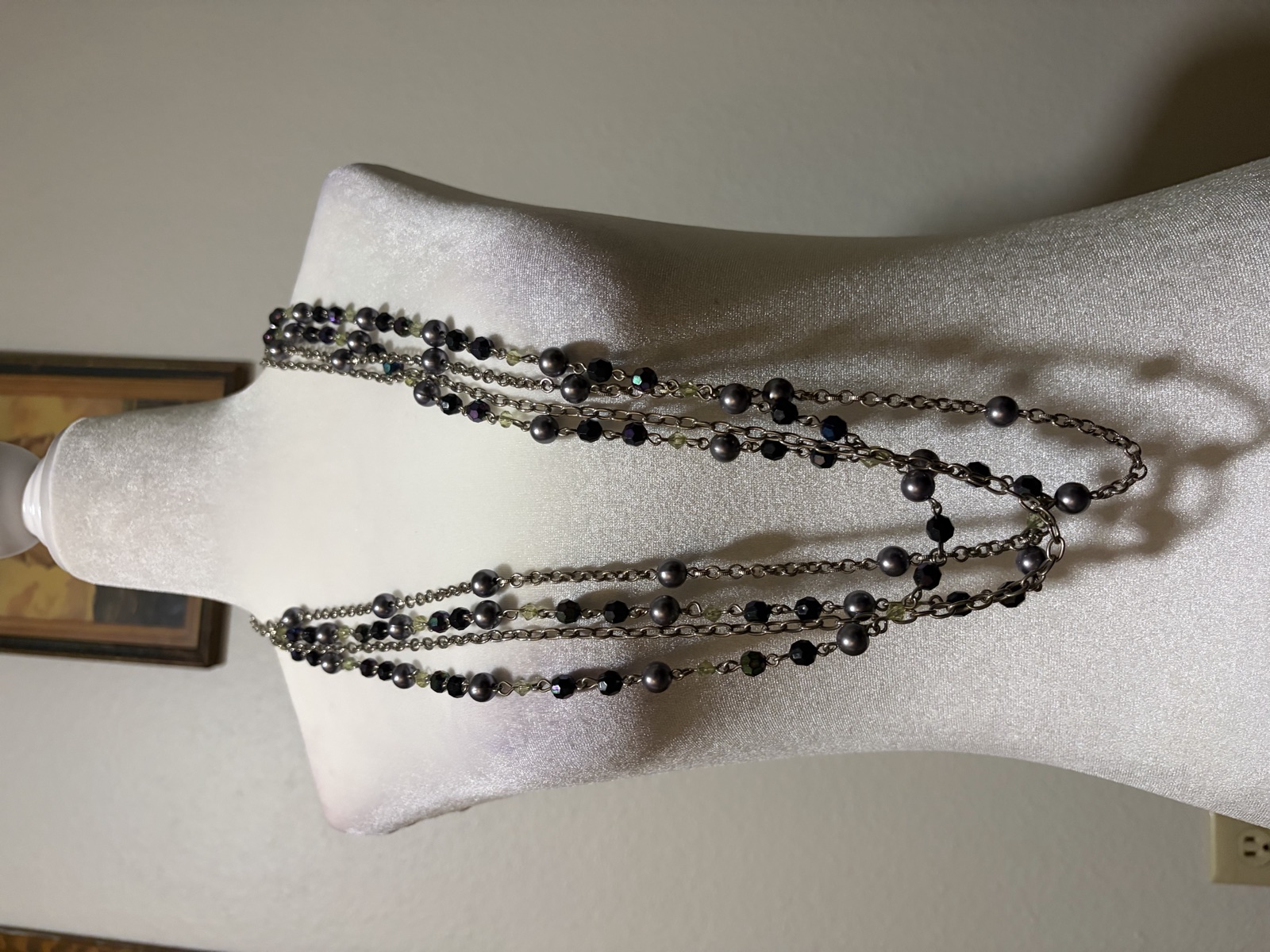 Gray pearl-look and dark bead multi-strand necklace