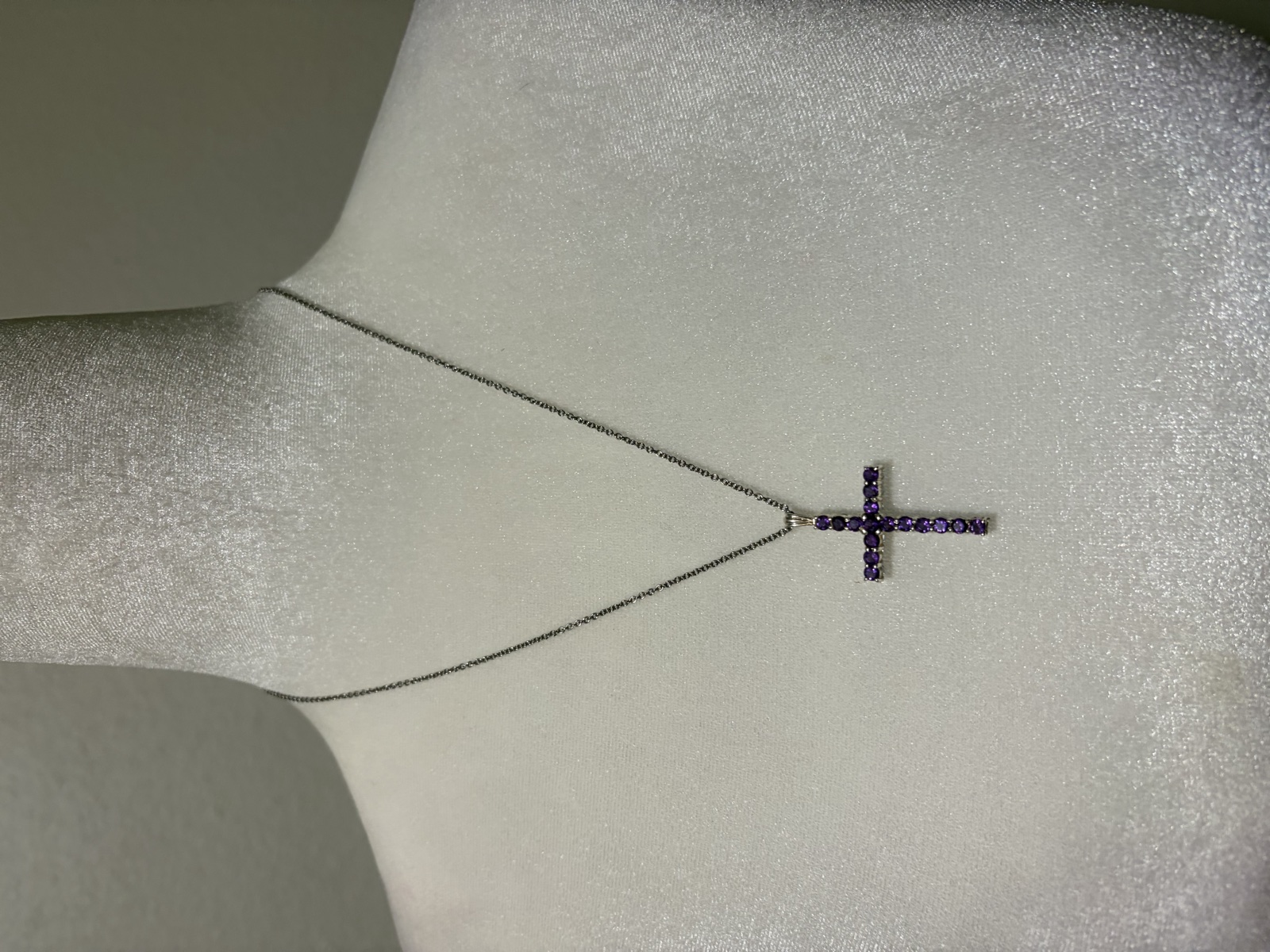 Silver-tone rhinestone cross pendant necklace